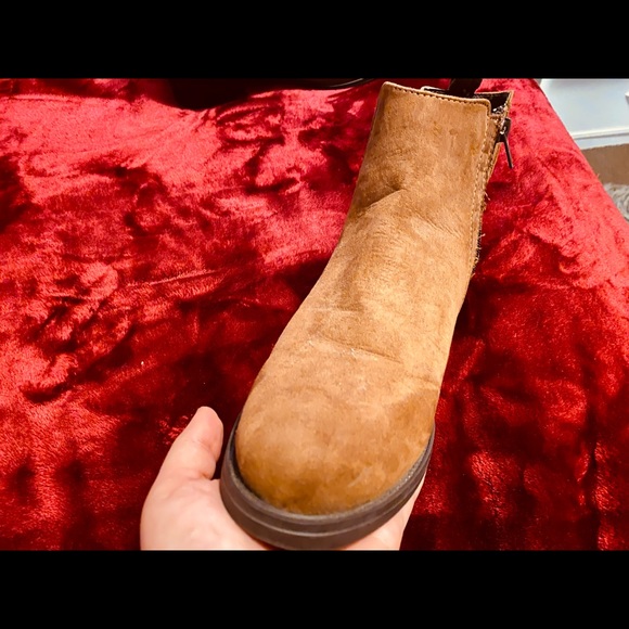 Booties - Picture 4 of 5